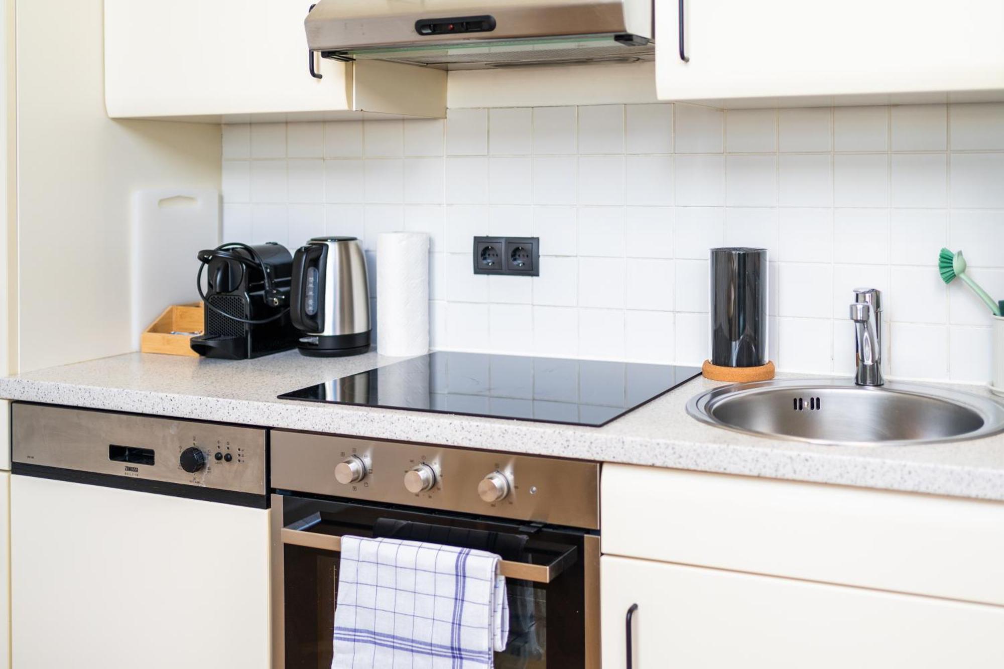 Myflat - Bright Apartment Near Central Station Wien Eksteriør billede