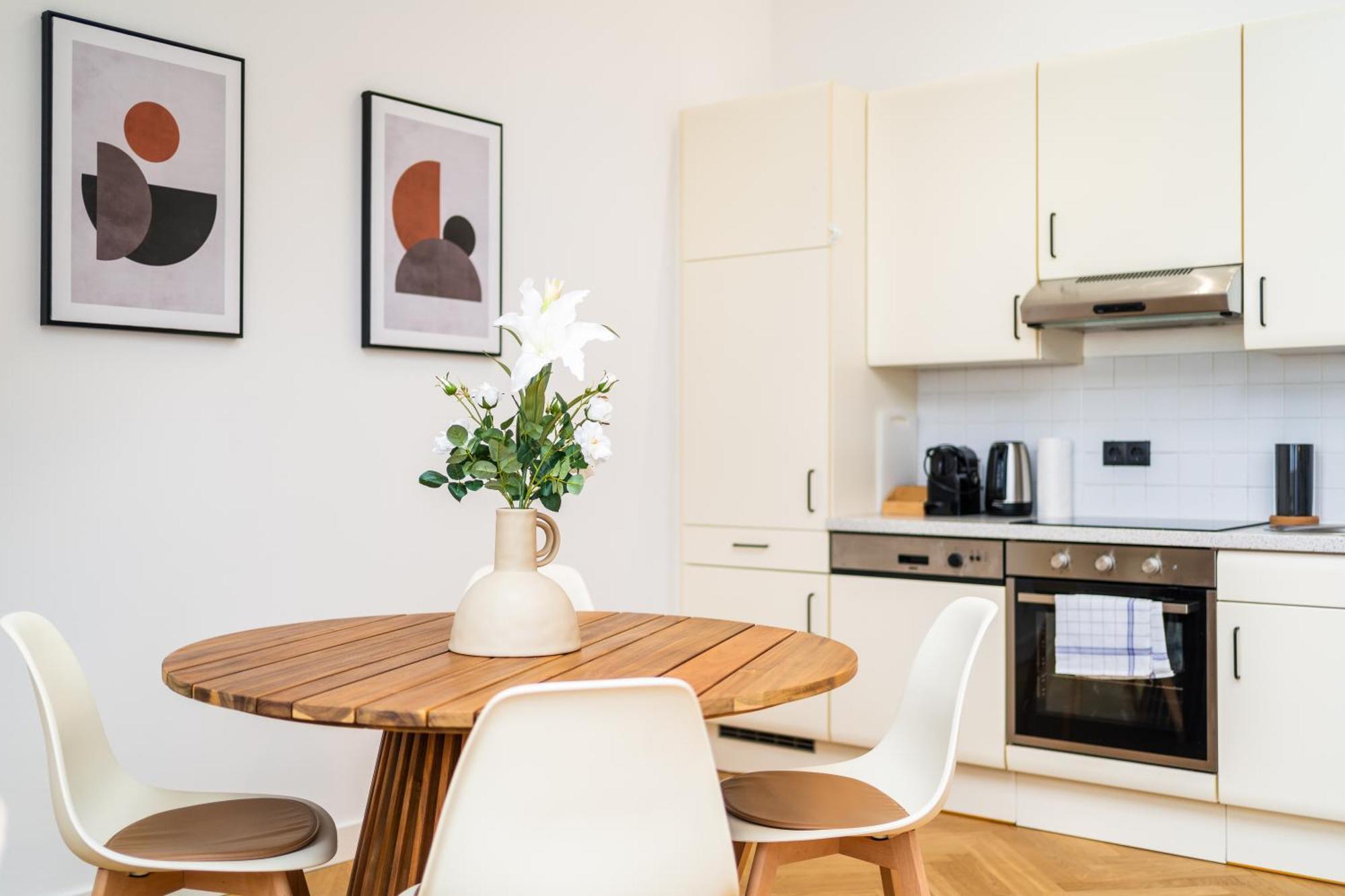 Myflat - Bright Apartment Near Central Station Wien Eksteriør billede